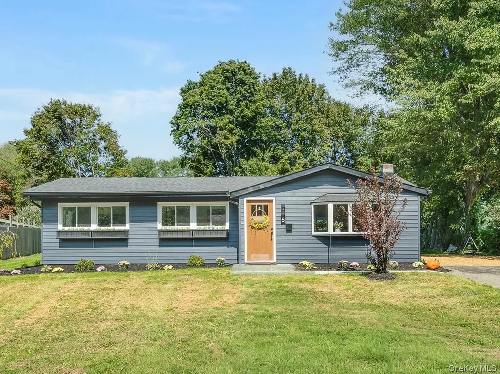 5 Harvard Street Red Hook NY 12571