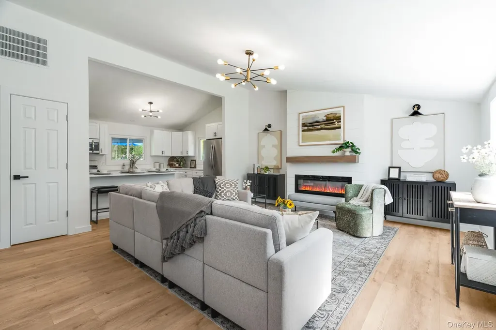 5 Harvard Street Red Hook NY 12571