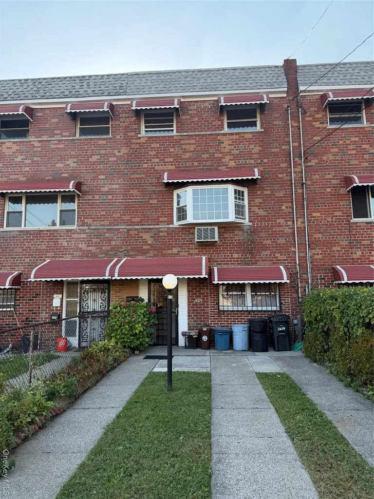 3629 De Reimer Avenue Bronx NY 10466