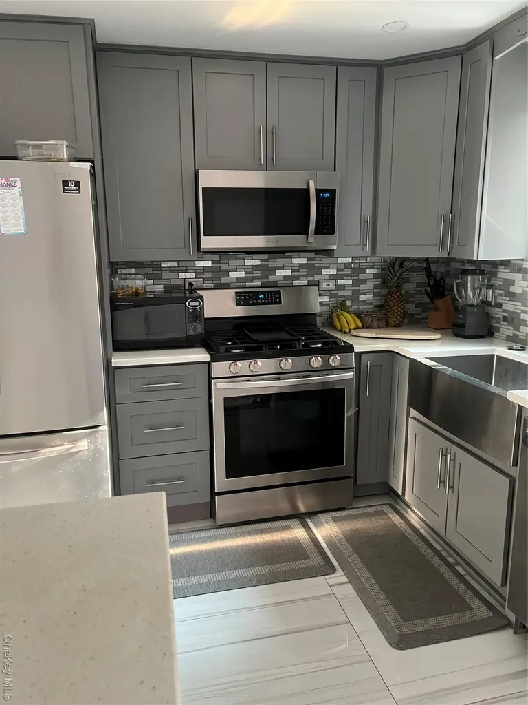 3629 De Reimer Avenue Bronx NY 10466
