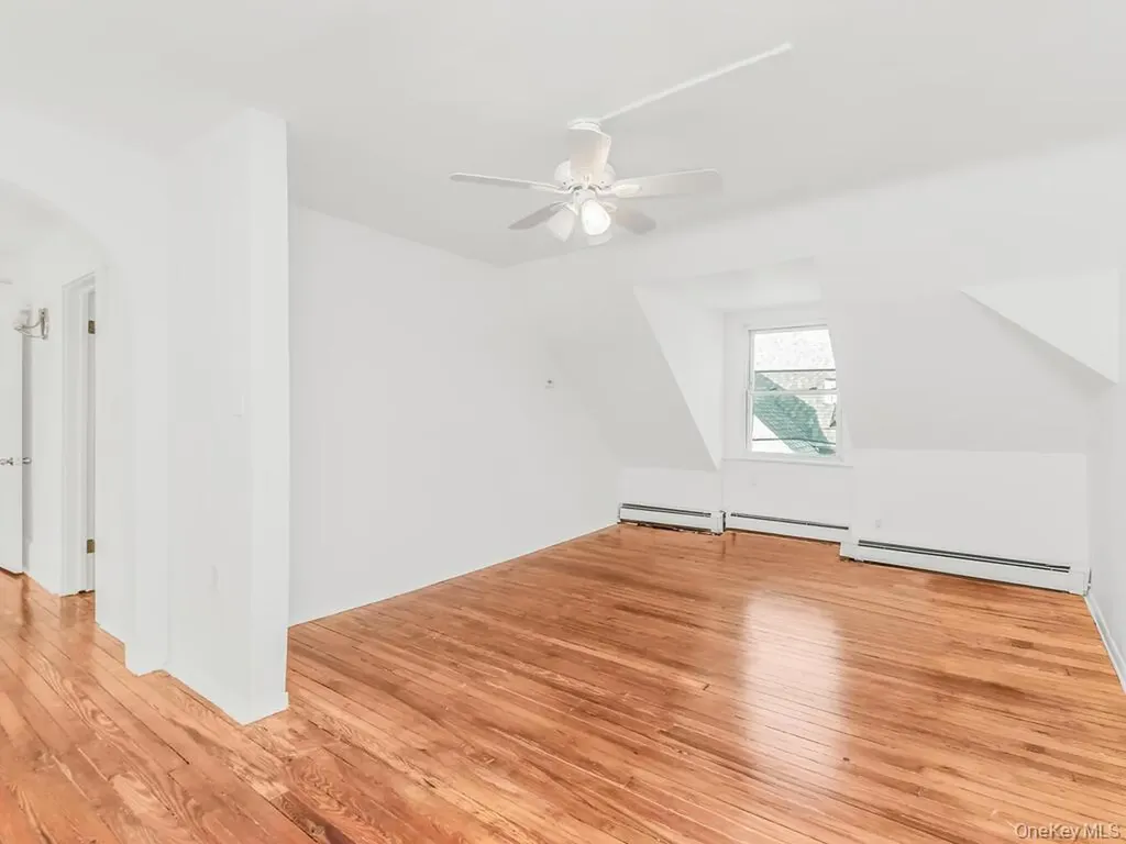 552 N Broadway Yonkers NY 10701