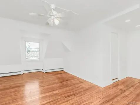 552 N Broadway Yonkers NY 10701