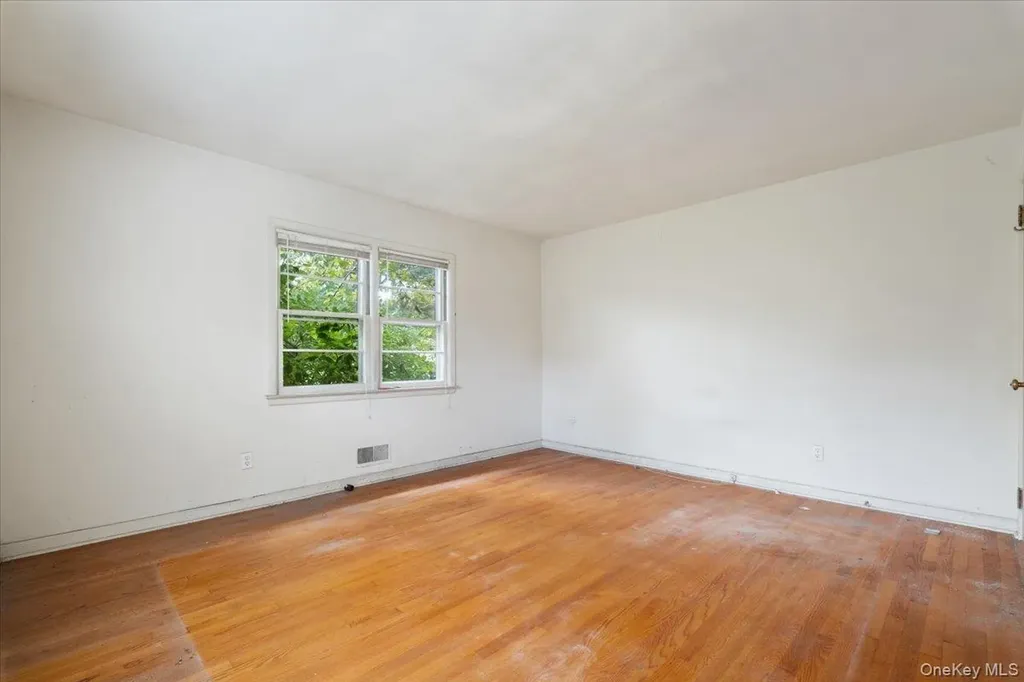 7 Fountain Drive Valhalla NY 10595