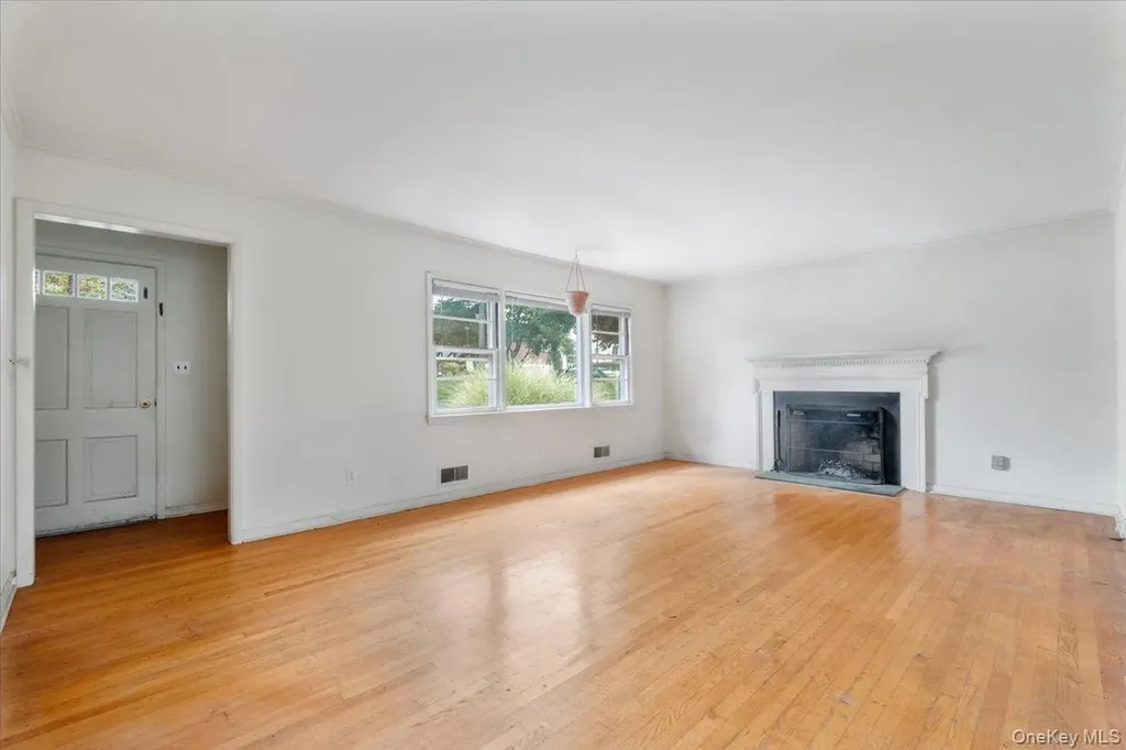 7 Fountain Drive Valhalla NY 10595