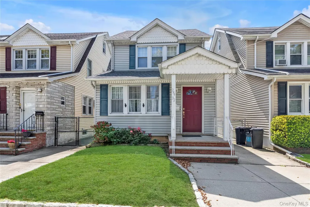 24432 90th Avenue Bellerose NY 11426