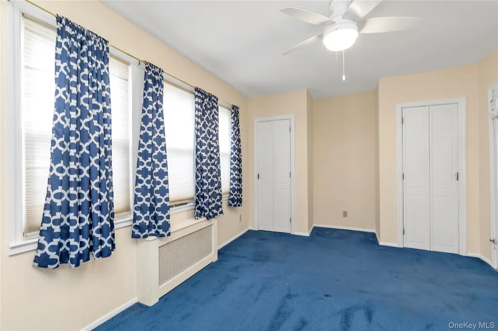 24432 90th Avenue Bellerose NY 11426
