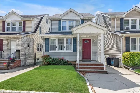 24432 90th Avenue Bellerose NY 11426
