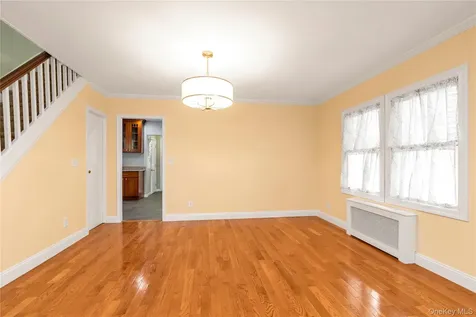 24432 90th Avenue Bellerose NY 11426