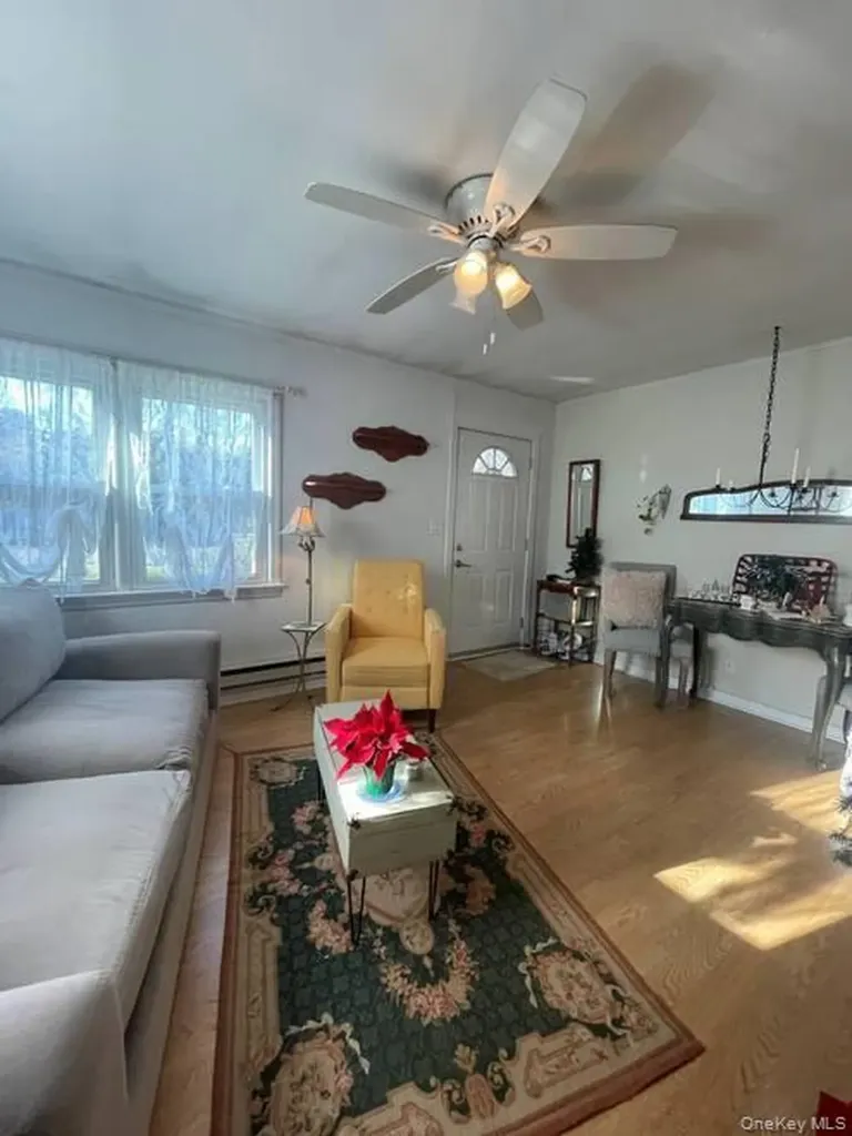 30 Maple Street Westhampton Beach NY 11978