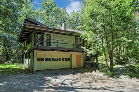 81 Montrose Station Road Montrose NY 10548