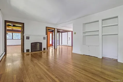 81 Montrose Station Road Montrose NY 10548