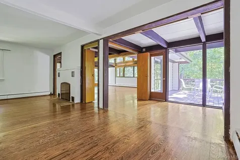81 Montrose Station Road Montrose NY 10548