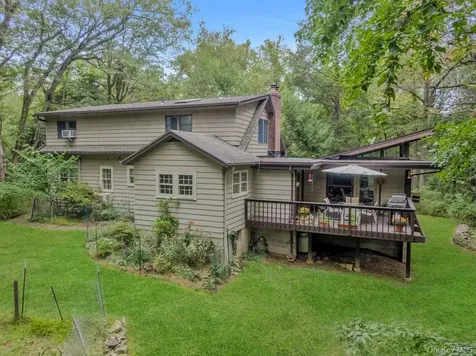81 Montrose Station Road Montrose NY 10548