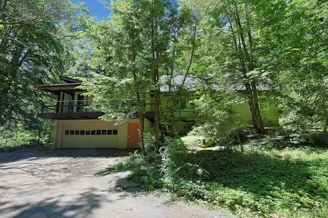 81 Montrose Station Road Montrose NY 10548