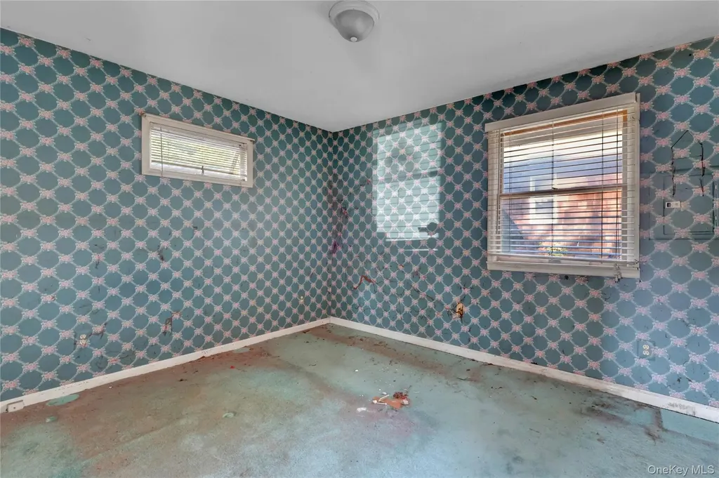 23 Furman Lane Patchogue NY 11772