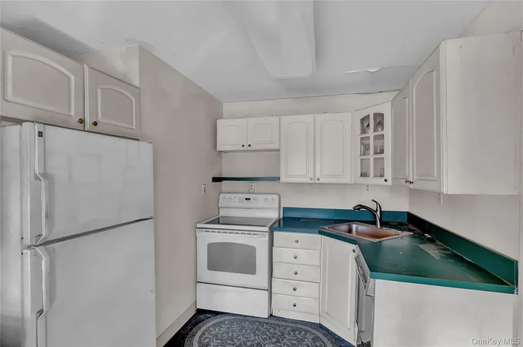23 Furman Lane Patchogue NY 11772