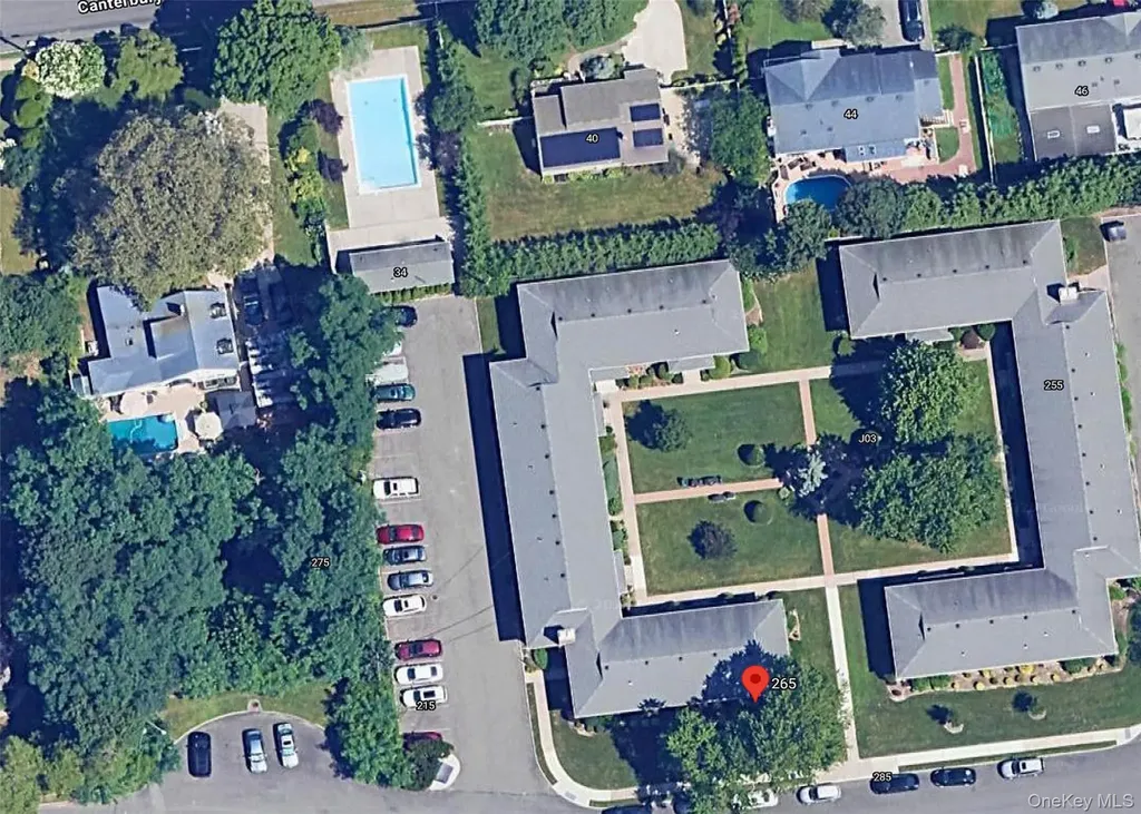 265 Edmunton North Babylon NY 11703