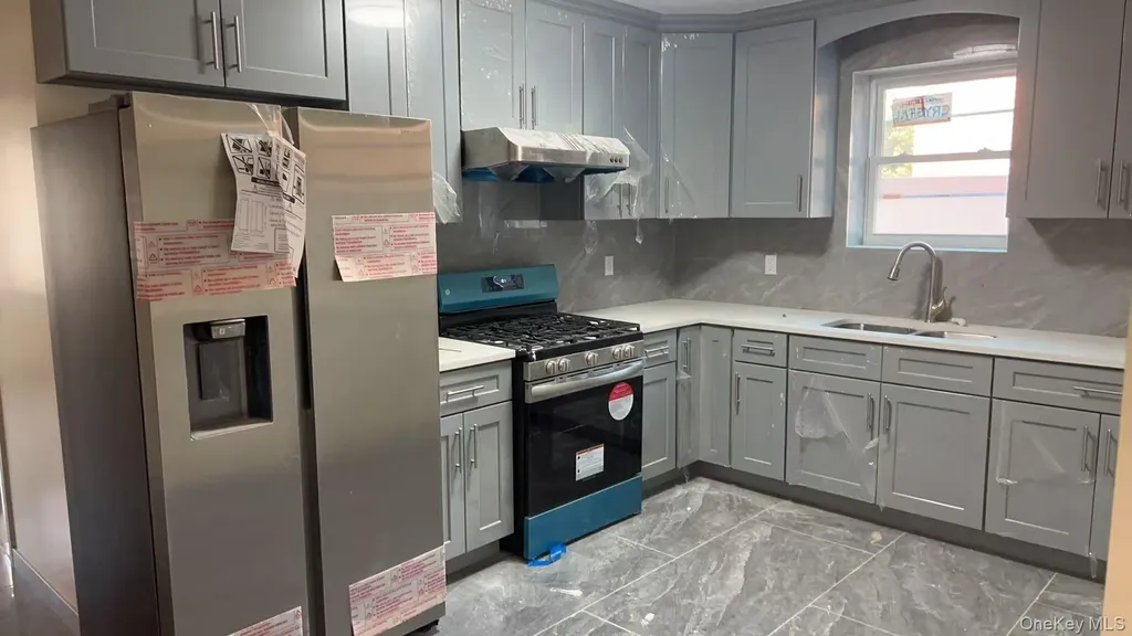 1109 Clarence Avenue Bronx NY 10465
