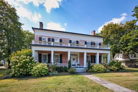 19 Orange Turnpike Sloatsburg NY 10974