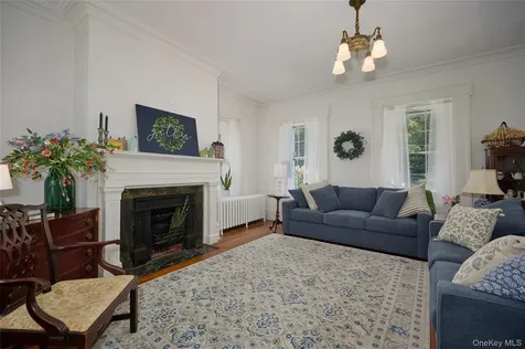 19 Orange Turnpike Sloatsburg NY 10974
