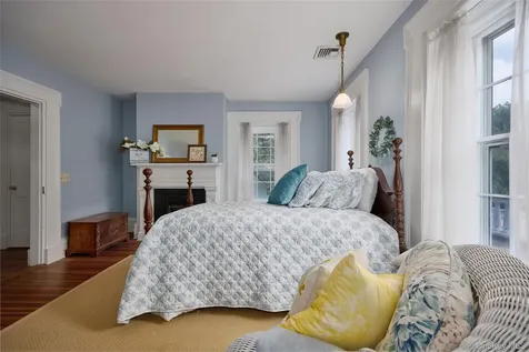 19 Orange Turnpike Sloatsburg NY 10974