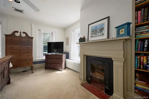 19 Orange Turnpike Sloatsburg NY 10974
