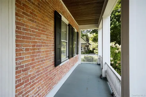 19 Orange Turnpike Sloatsburg NY 10974