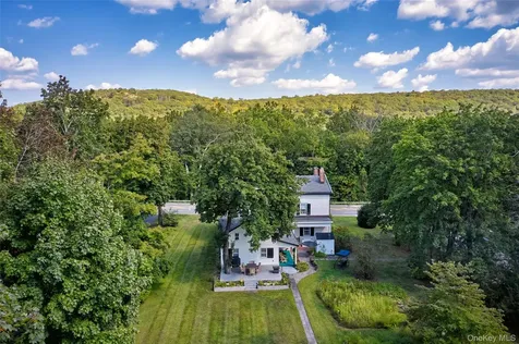 19 Orange Turnpike Sloatsburg NY 10974