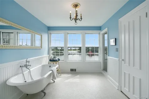 13 Kirby Lane Rye NY 10580