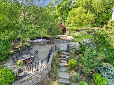 13 Kirby Lane Rye NY 10580