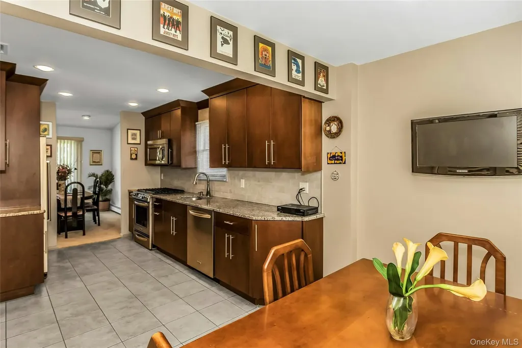 14 Judith Street Plainview NY 11803