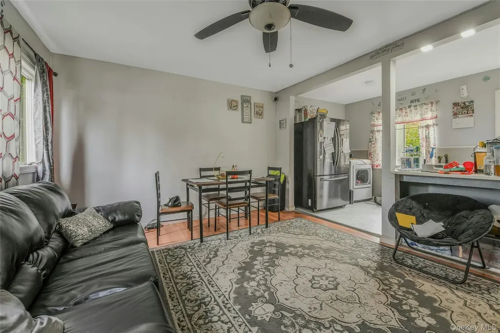 60 E Belmont Street Bay Shore NY 11706