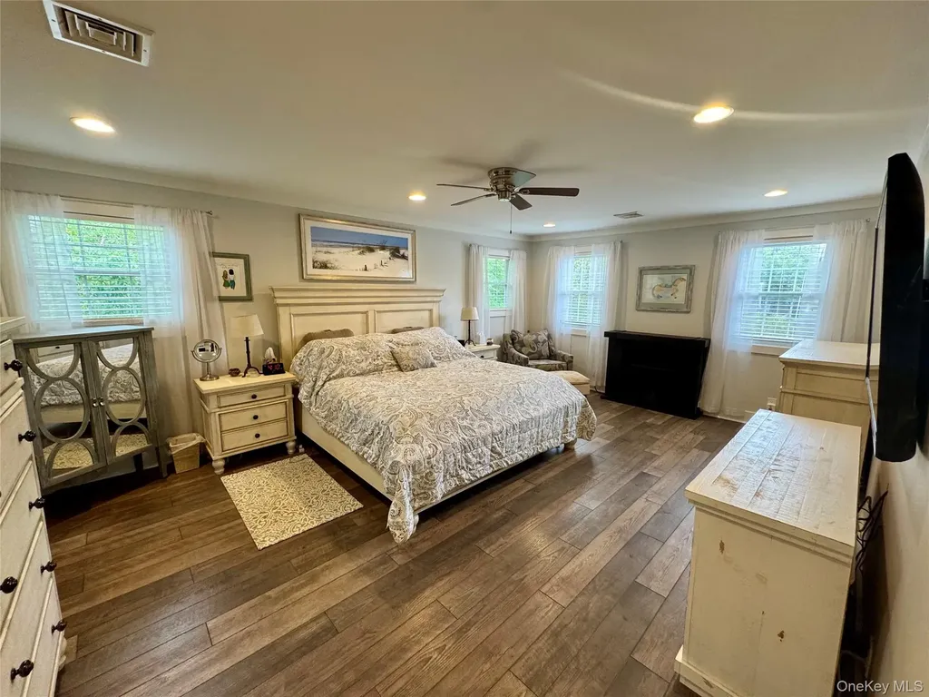51 Furman Lane Patchogue NY 11772