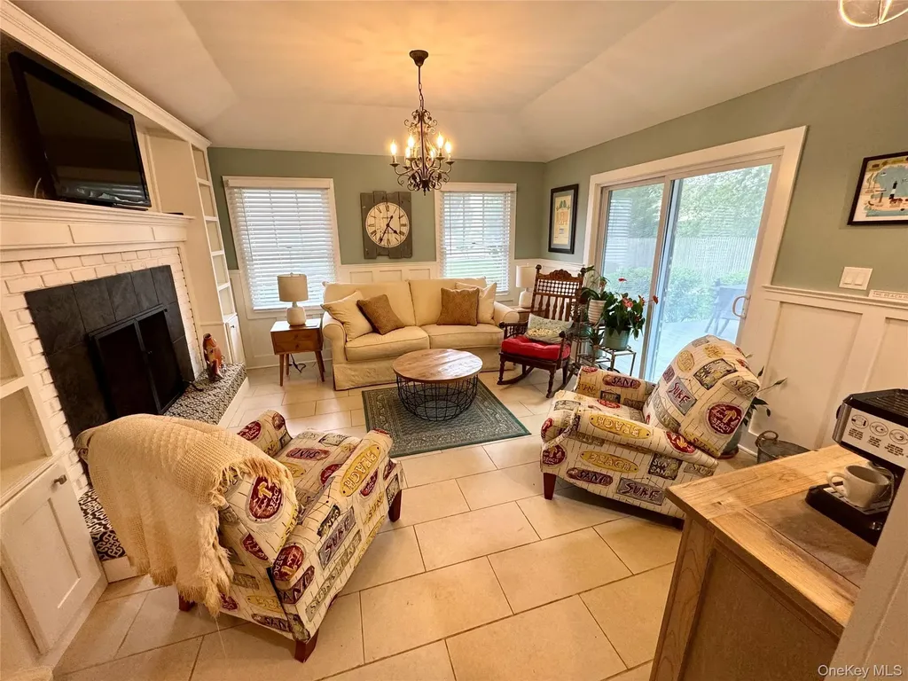 51 Furman Lane Patchogue NY 11772