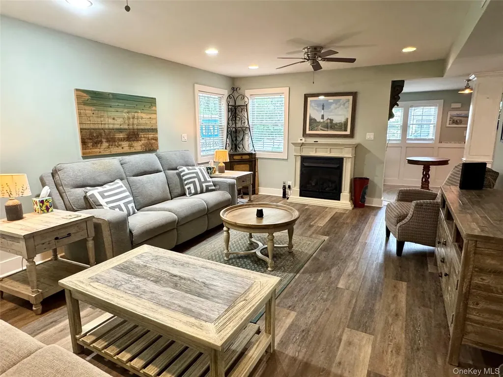 51 Furman Lane Patchogue NY 11772
