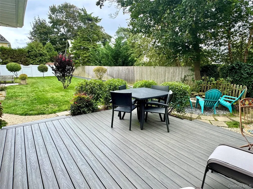 51 Furman Lane Patchogue NY 11772