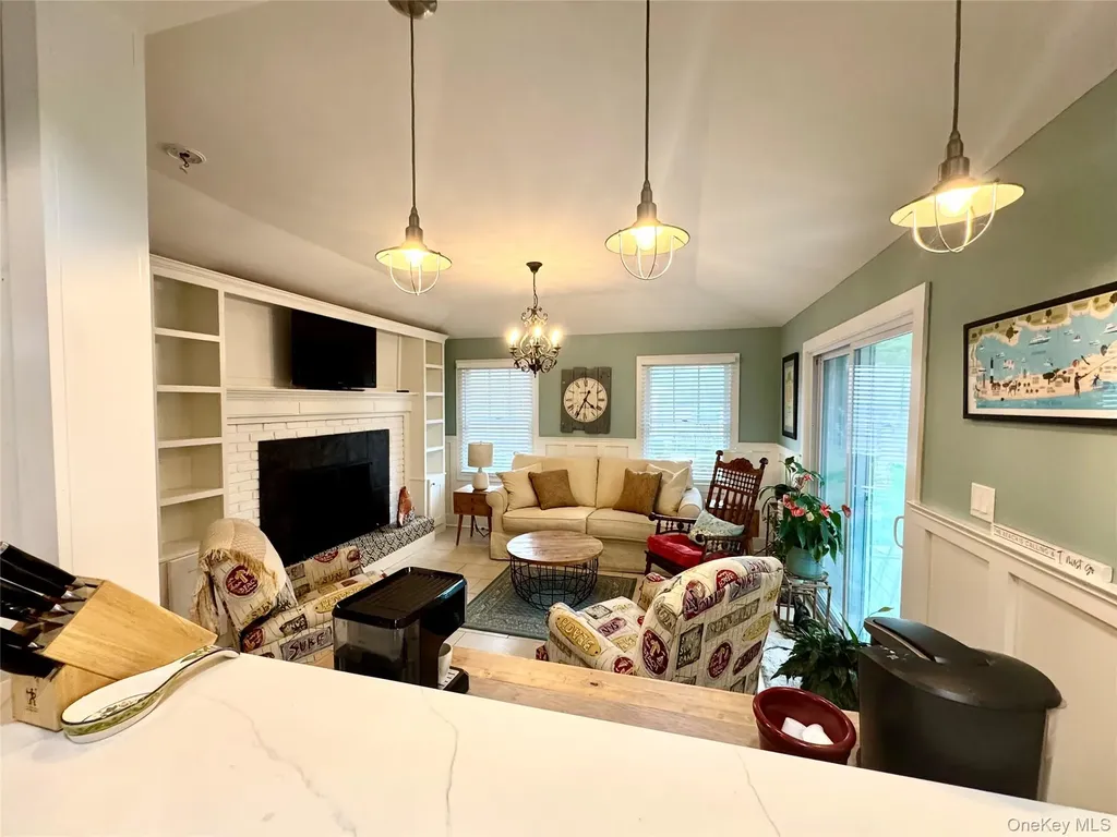 51 Furman Lane Patchogue NY 11772