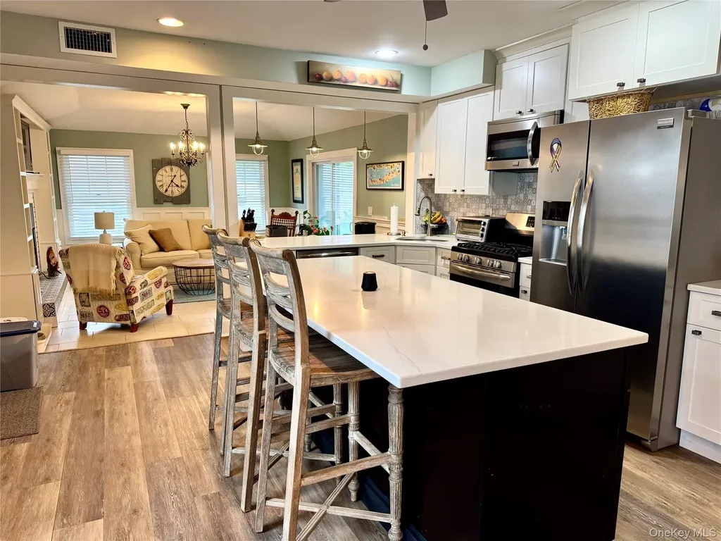 51 Furman Lane Patchogue NY 11772