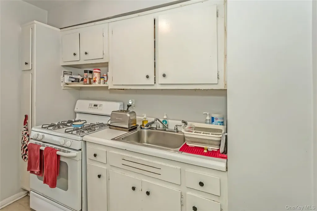 250 W Merrick Road Freeport NY 11520