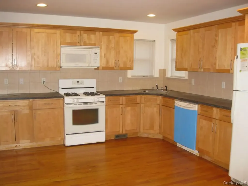 622 S 6th Avenue Mount Vernon NY 10550