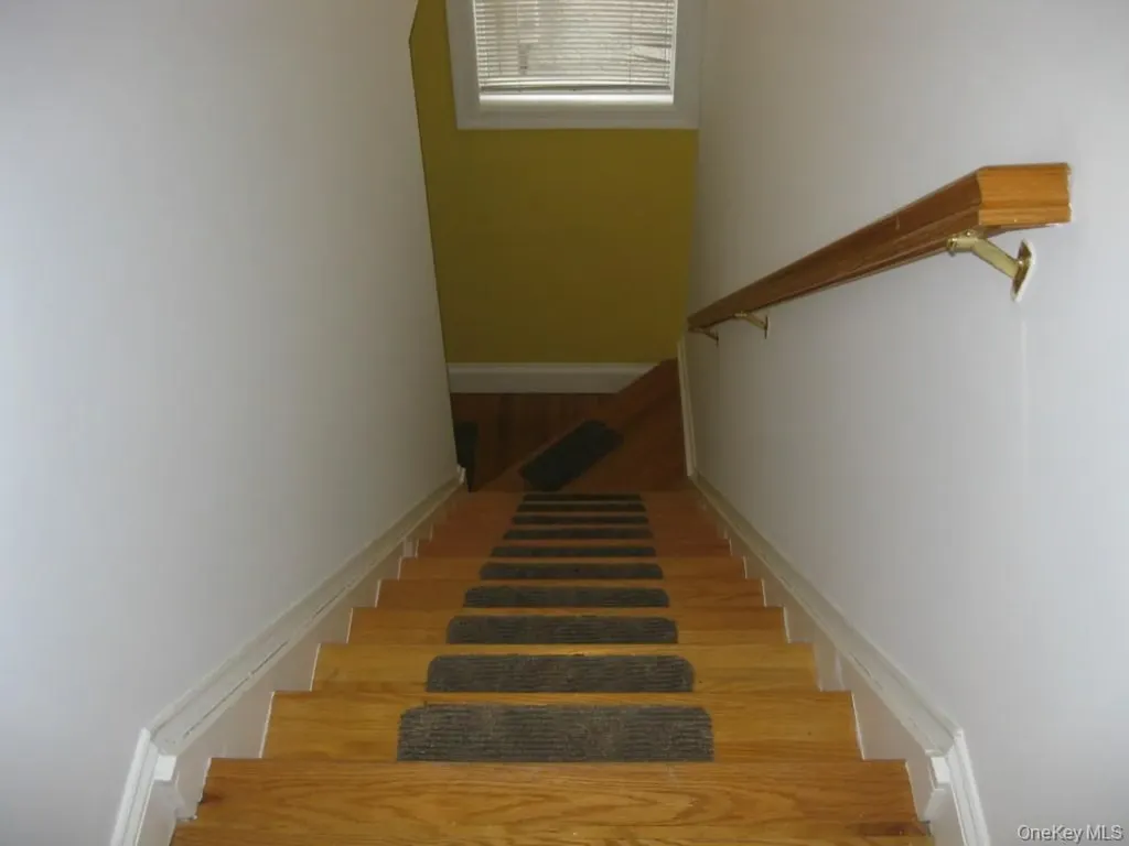 622 S 6th Avenue Mount Vernon NY 10550
