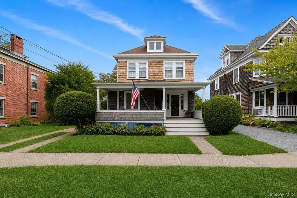 609 1st Street Greenport NY 11944
