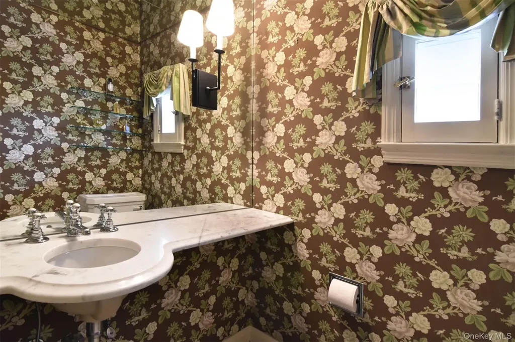 164 Washington Avenue Dobbs Ferry NY 10522