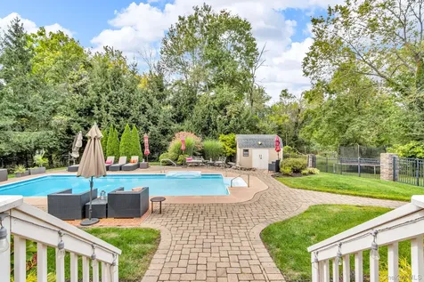 428 Greenbush Road N Blauvelt NY 10913