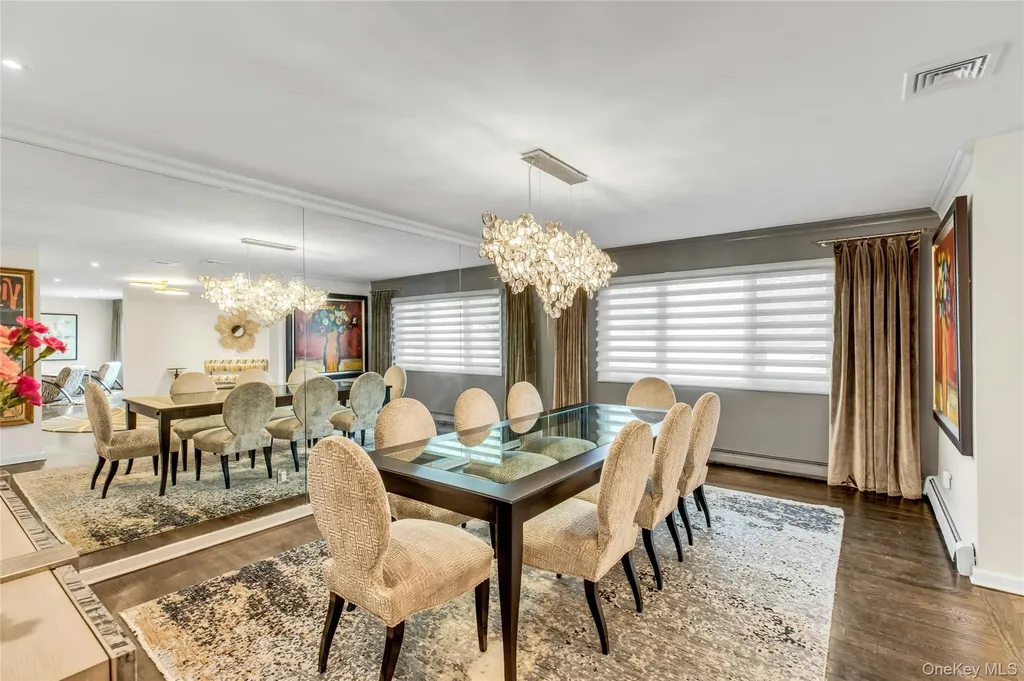 71 Hofstra Drive Plainview NY 11803