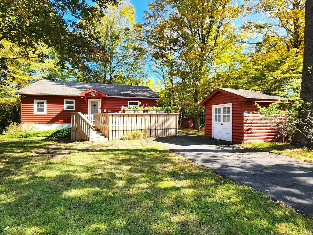 107 E Thompson Place Smallwood NY 12778
