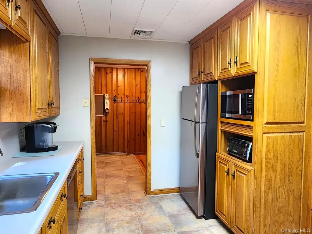 107 E Thompson Place Smallwood NY 12778