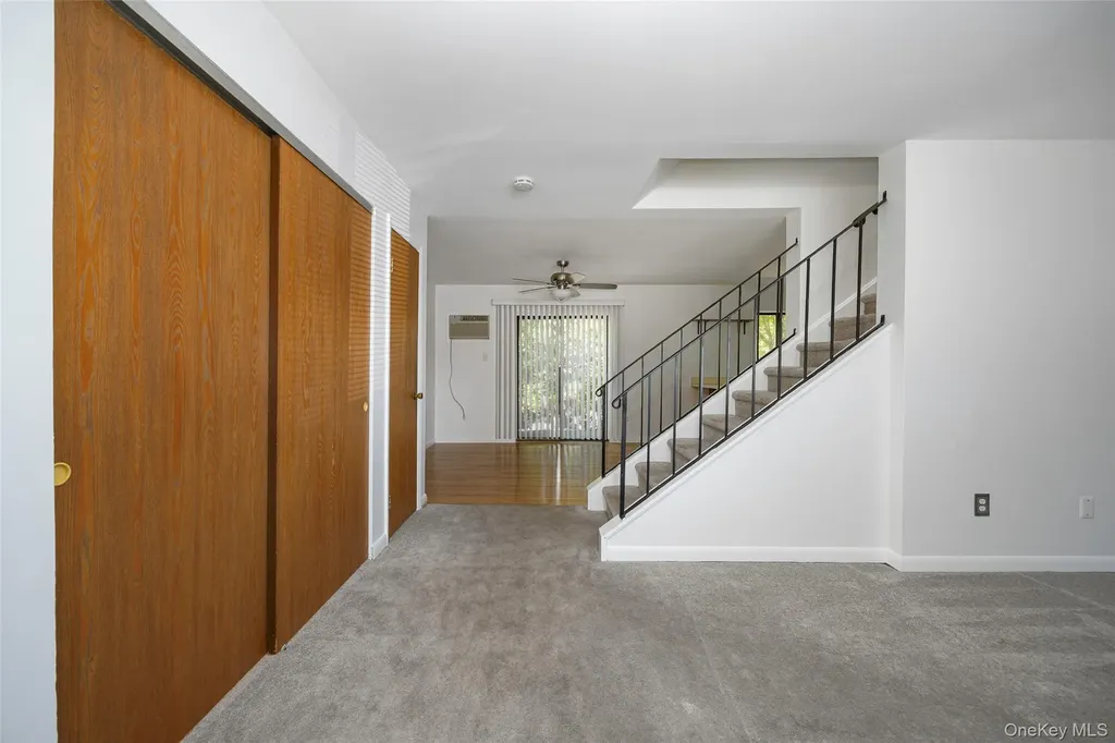 9 Hudson Heights Drive Poughkeepsie NY 12601