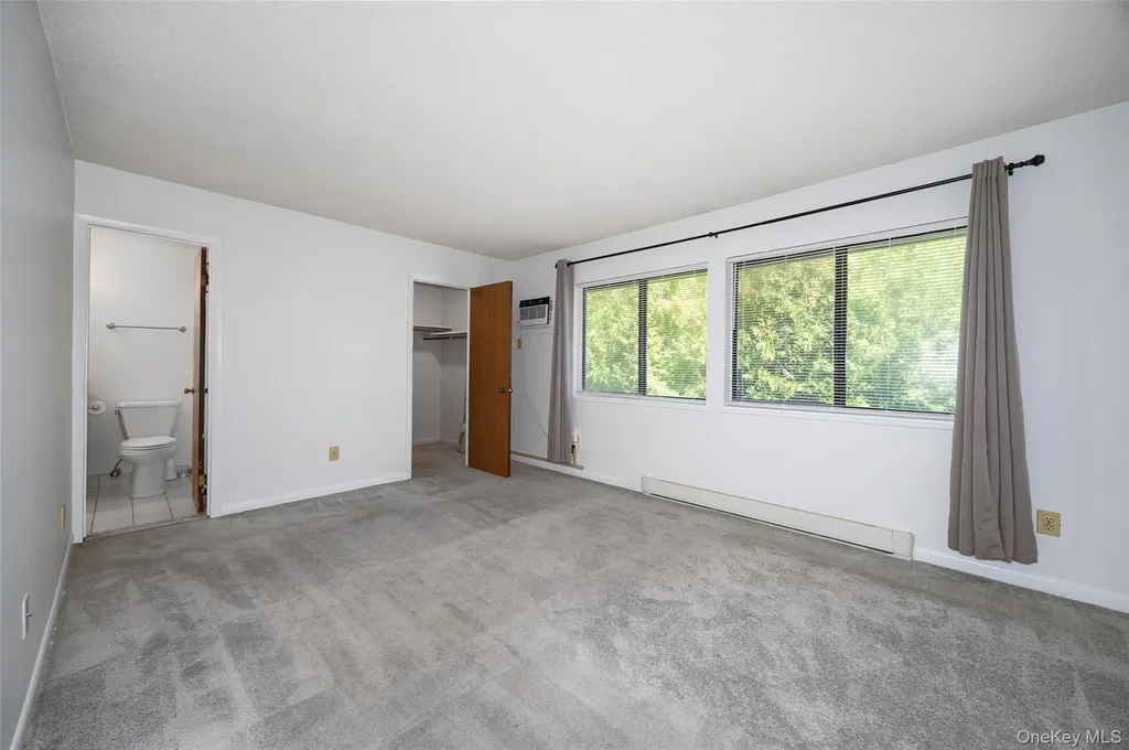 9 Hudson Heights Drive Poughkeepsie NY 12601