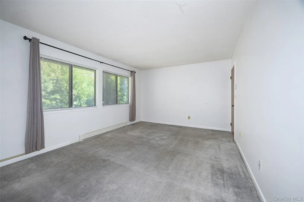 9 Hudson Heights Drive Poughkeepsie NY 12601